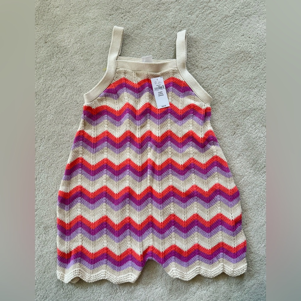 NWT Gap knitted romper 5T